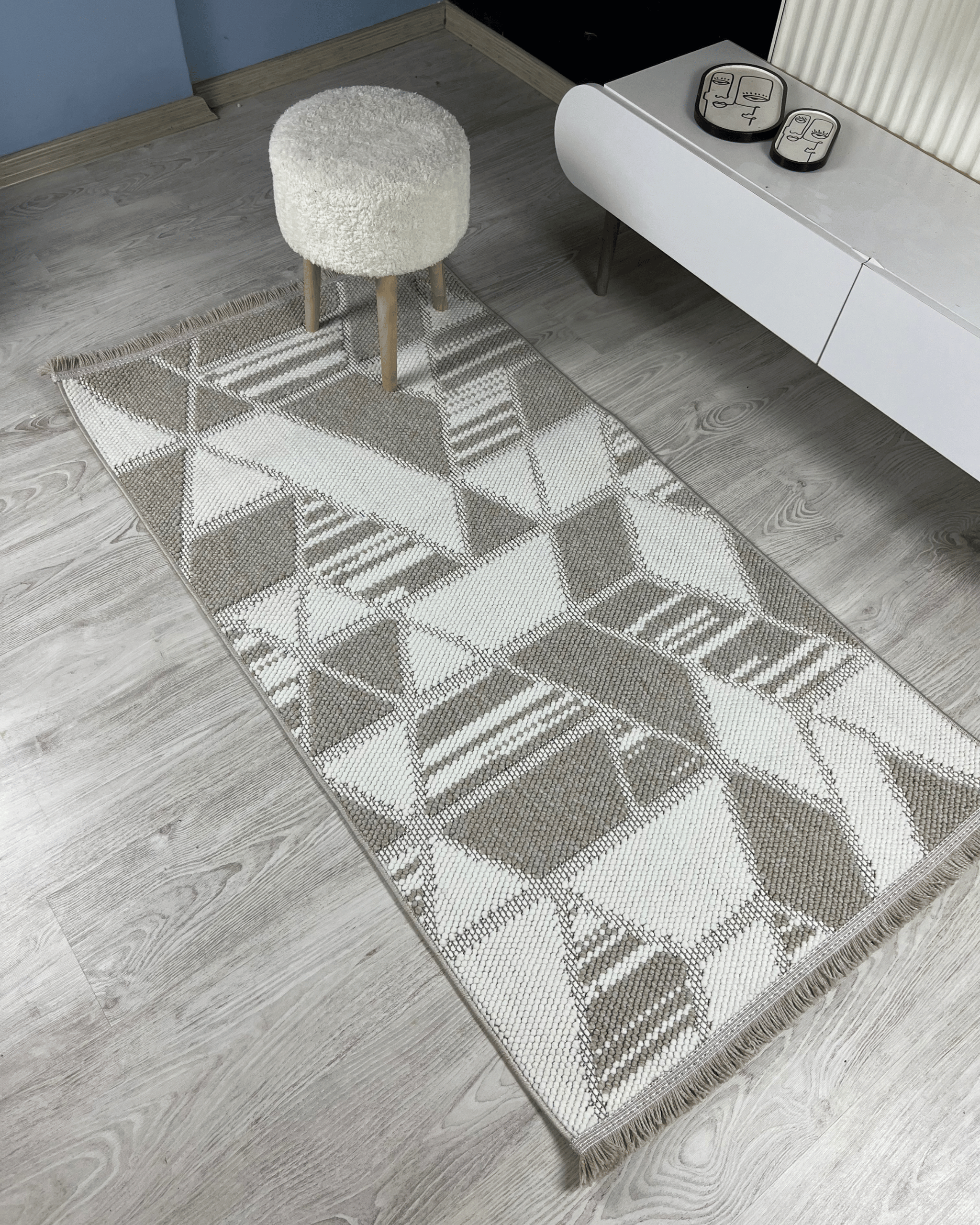 Comfy Halı Perl 08893 Bej/Beyaz Bukleli Örgü Halı