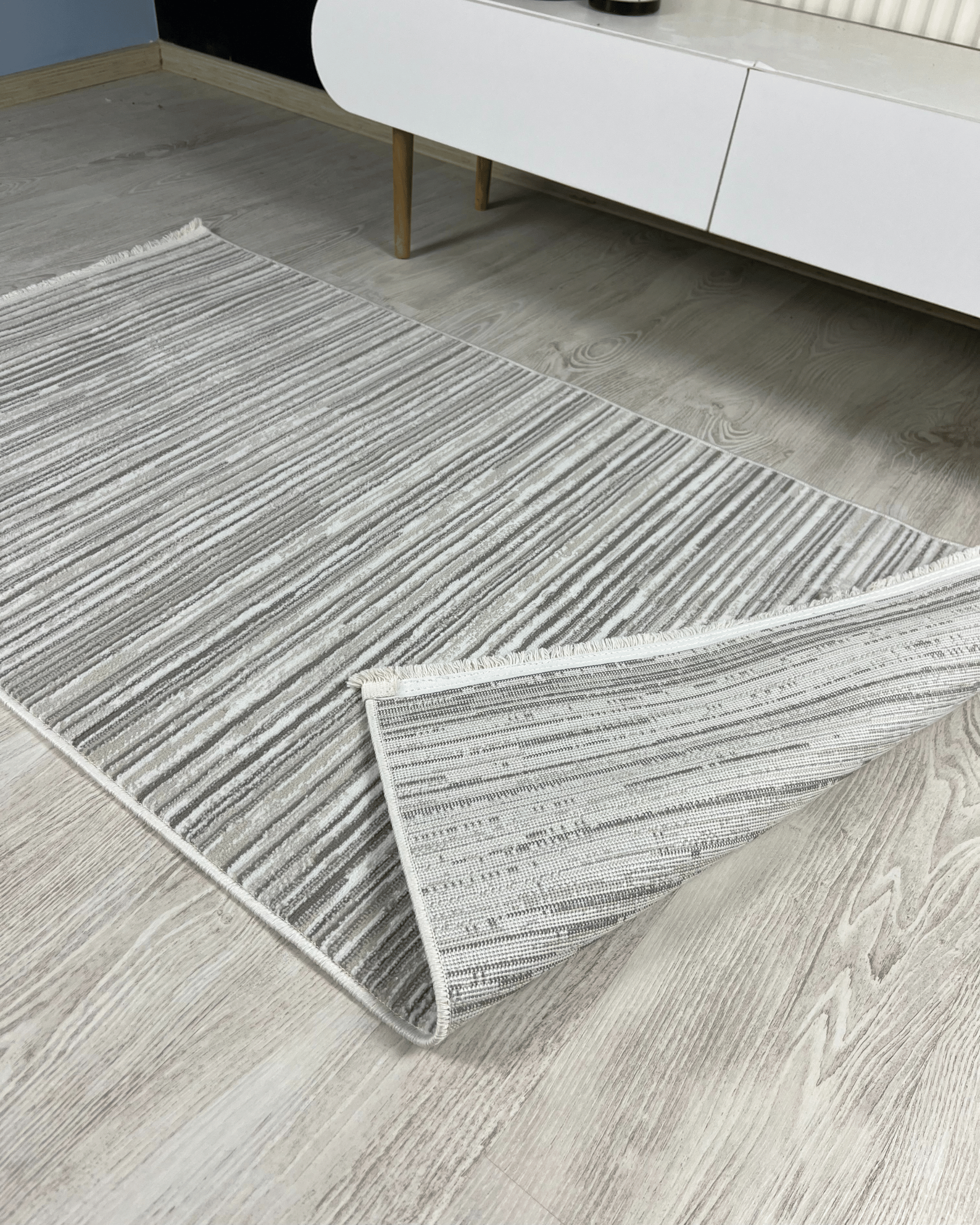 Comfy Halı Riga 01 Gri/Krem Modern Çizgili Halı