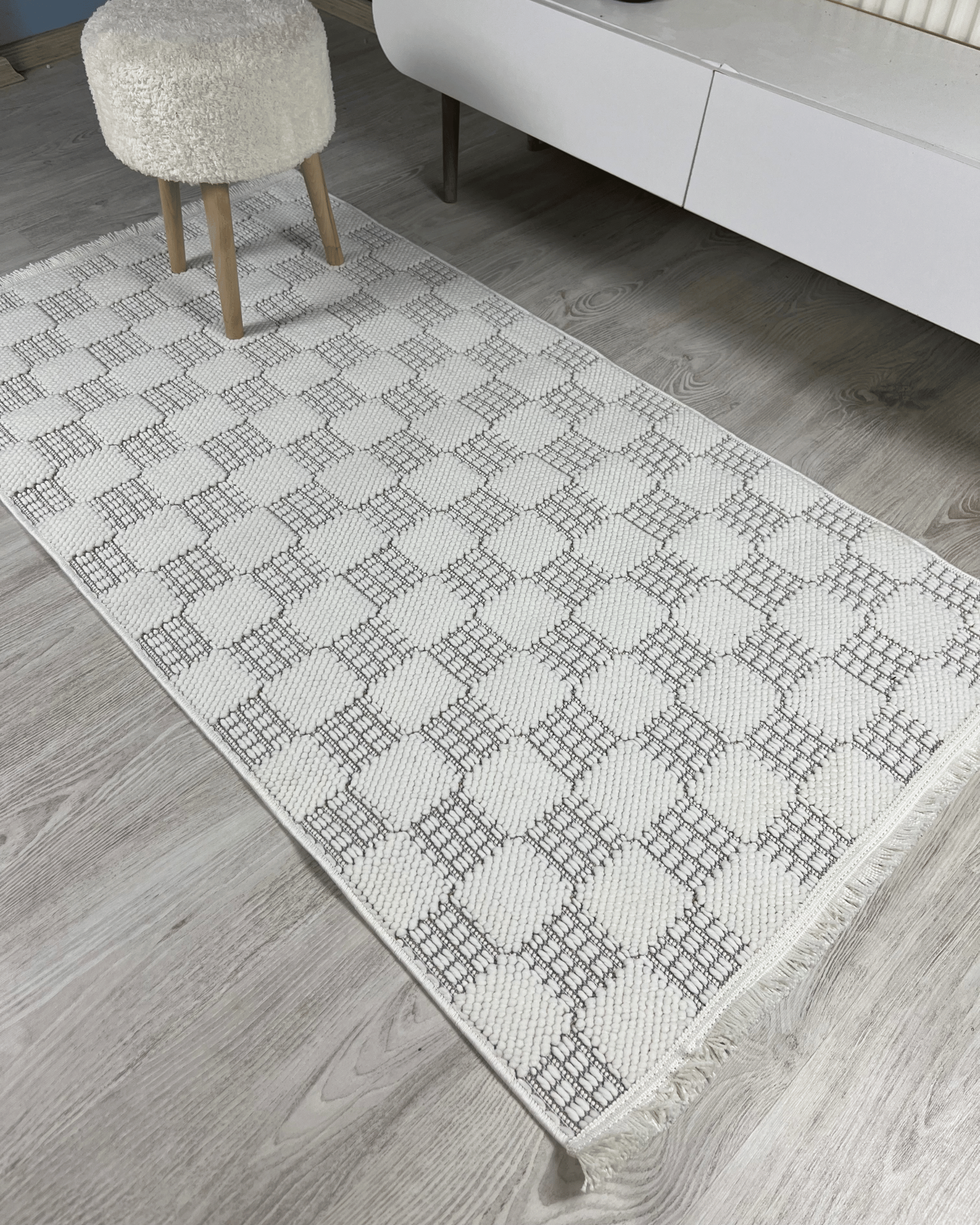 Comfy Halı Perl 09228 Beyaz Bukleli Örgü Halı