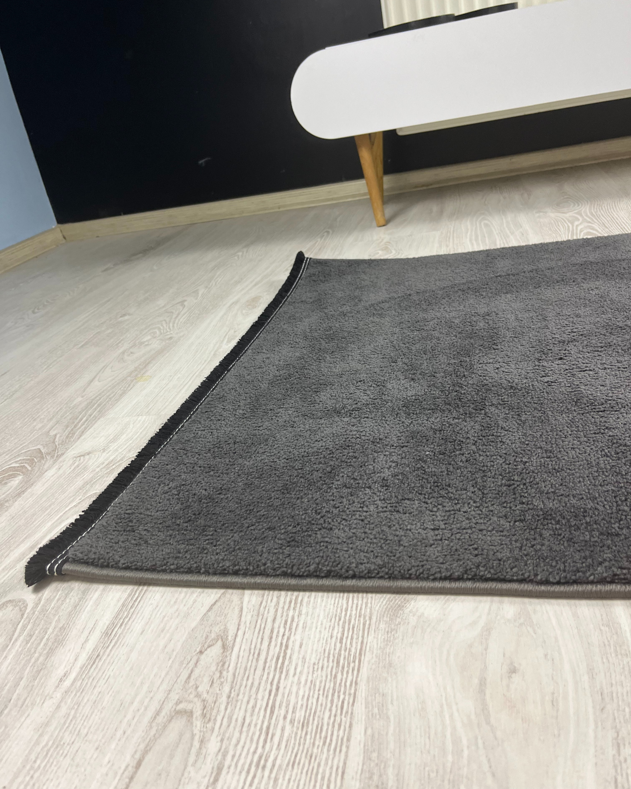Comfy Halı Basic Antrasit Yumuşak Dokulu Peluş Halı