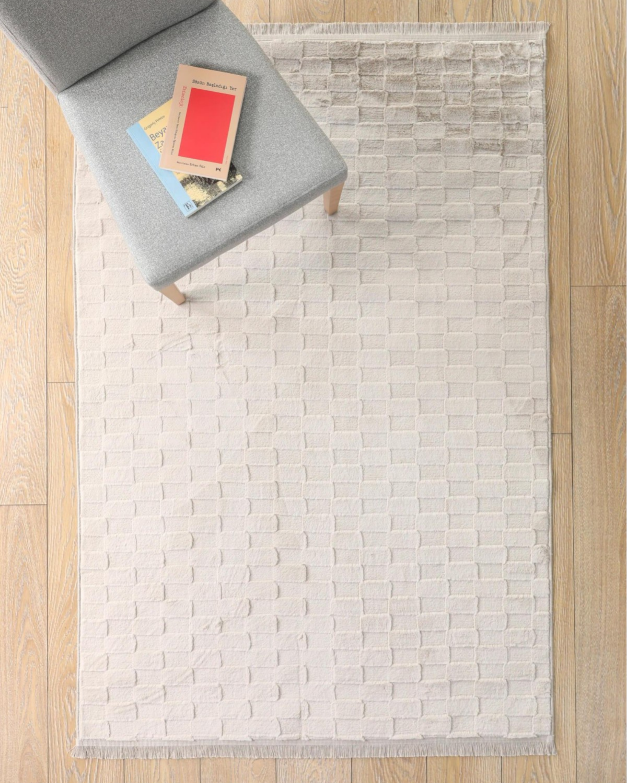 Comfy Halı Pofu Bej Yumuşak Dokulu Makinede Yıkanabilir Post Halı