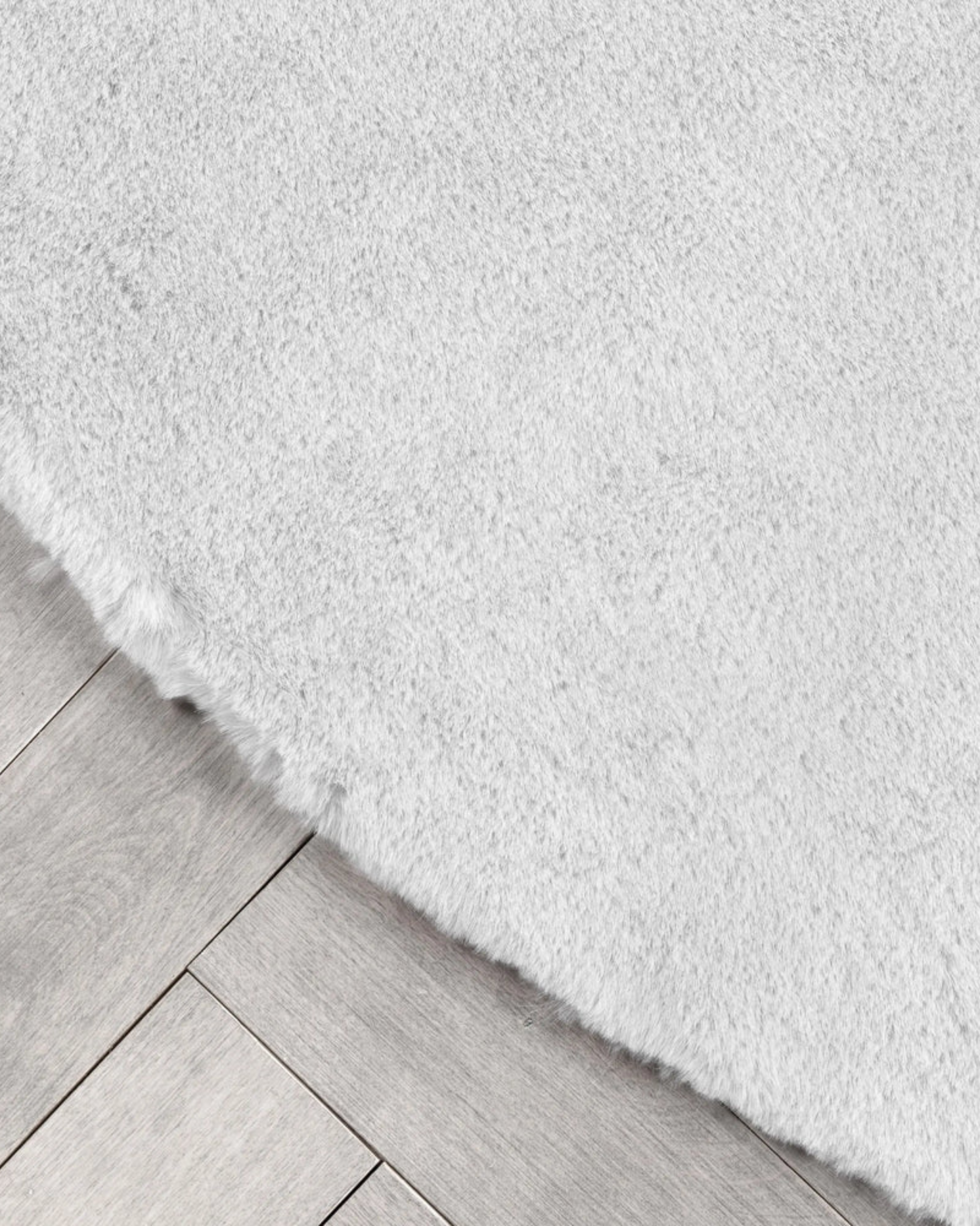 Comfy Halı Softy Gri Yuvarlak Yumuşak Dokulu Post Halı