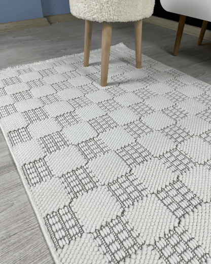 Comfy Halı Perl 09228 Beyaz Bukleli Örgü Halı