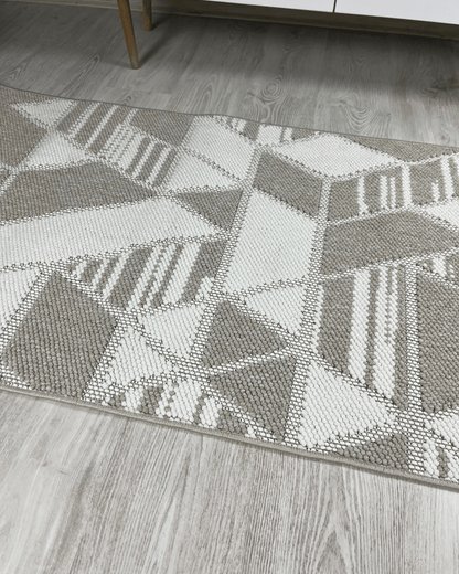 Comfy Halı Perl 08893 Bej/Beyaz Bukleli Örgü Halı
